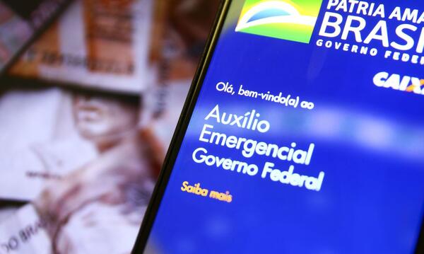 Nova parcela do auxílio emergencial de R$ 300 será paga no dia 17